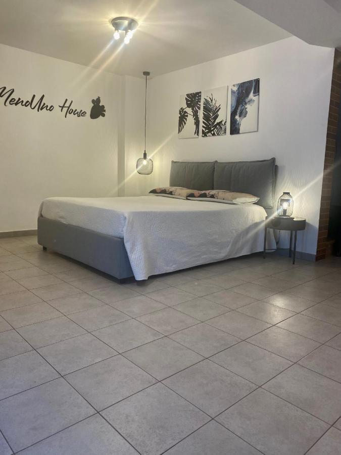 Appartement Menouno House à Crispiano Extérieur photo